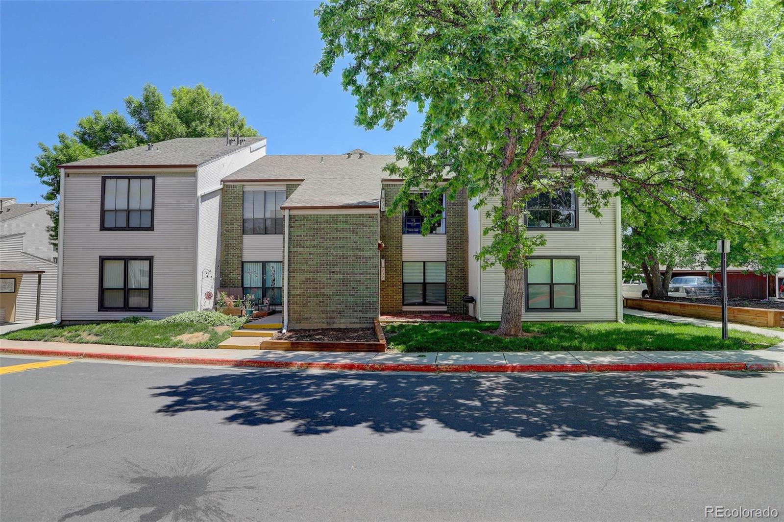 3550 s harlan street, Denver sold home. Closed on 2024-08-01 for $244,000.