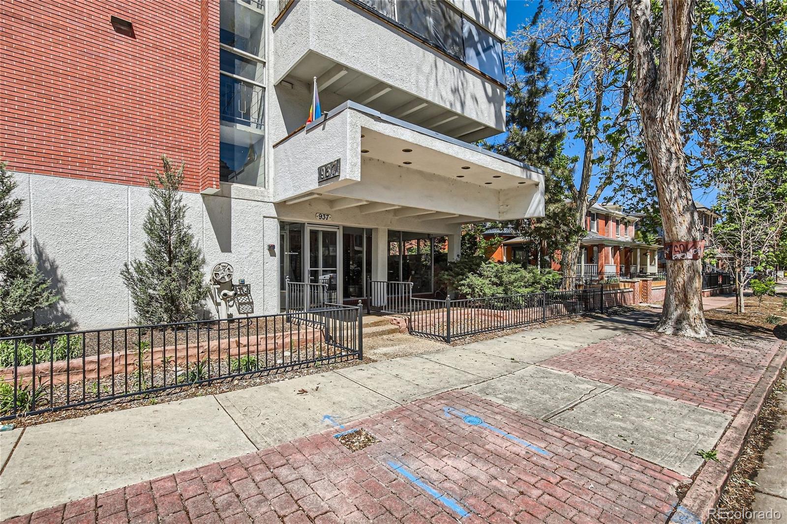 937 N Clarkson Street 406, Denver  MLS: 9878665 Beds: 1 Baths: 1 Price: $315,000