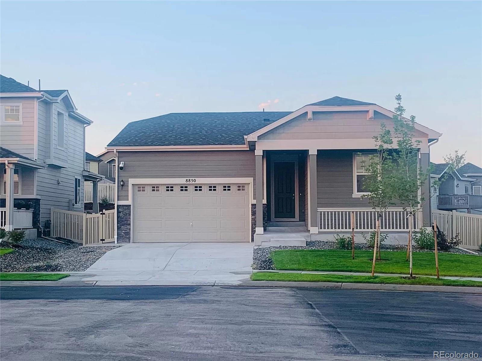 8850 E 106th Place, commerce city MLS: 2270359 Beds: 3 Baths: 2 Price: $525,000