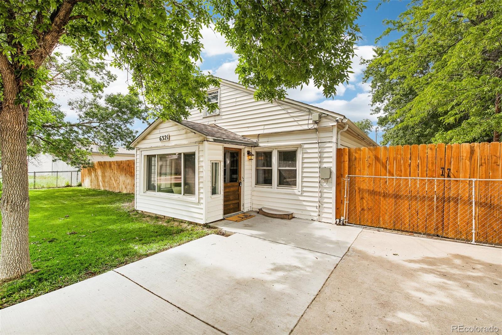 6321 E 71st Avenue, commerce city MLS: 1721700 Beds: 3 Baths: 1 Price: $389,000