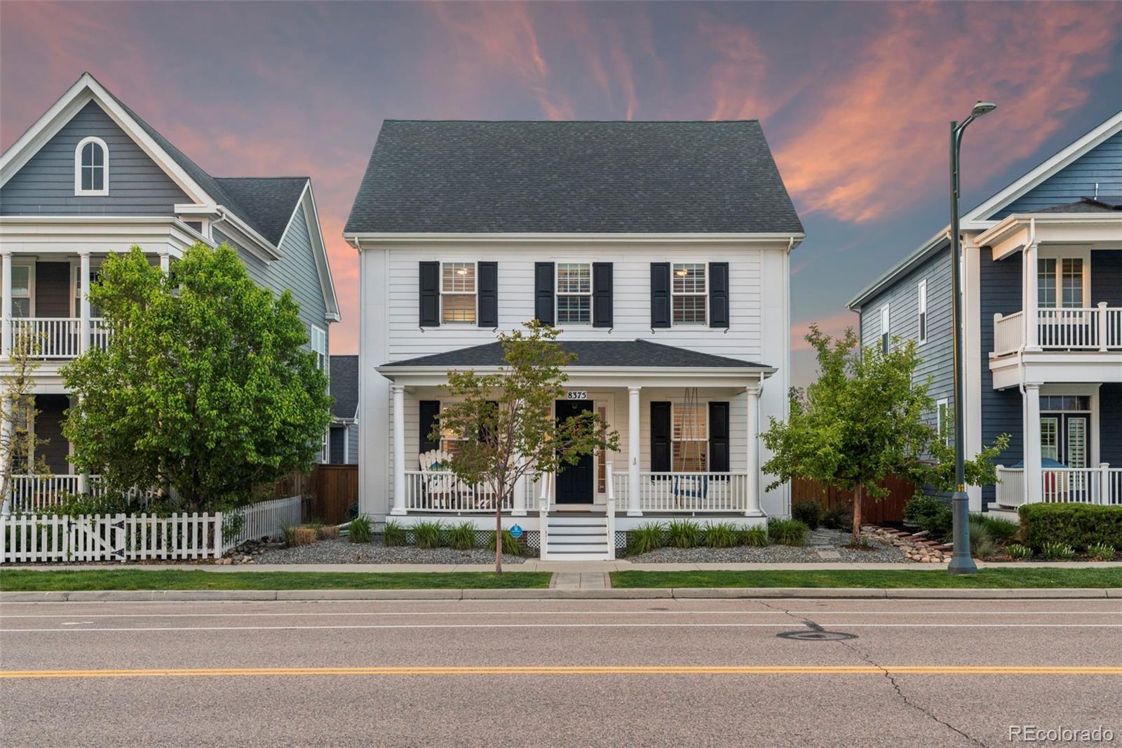 8375 E Prairie Meadow Drive, denver MLS: 5464582 Beds: 4 Baths: 4 Price: $1,189,000