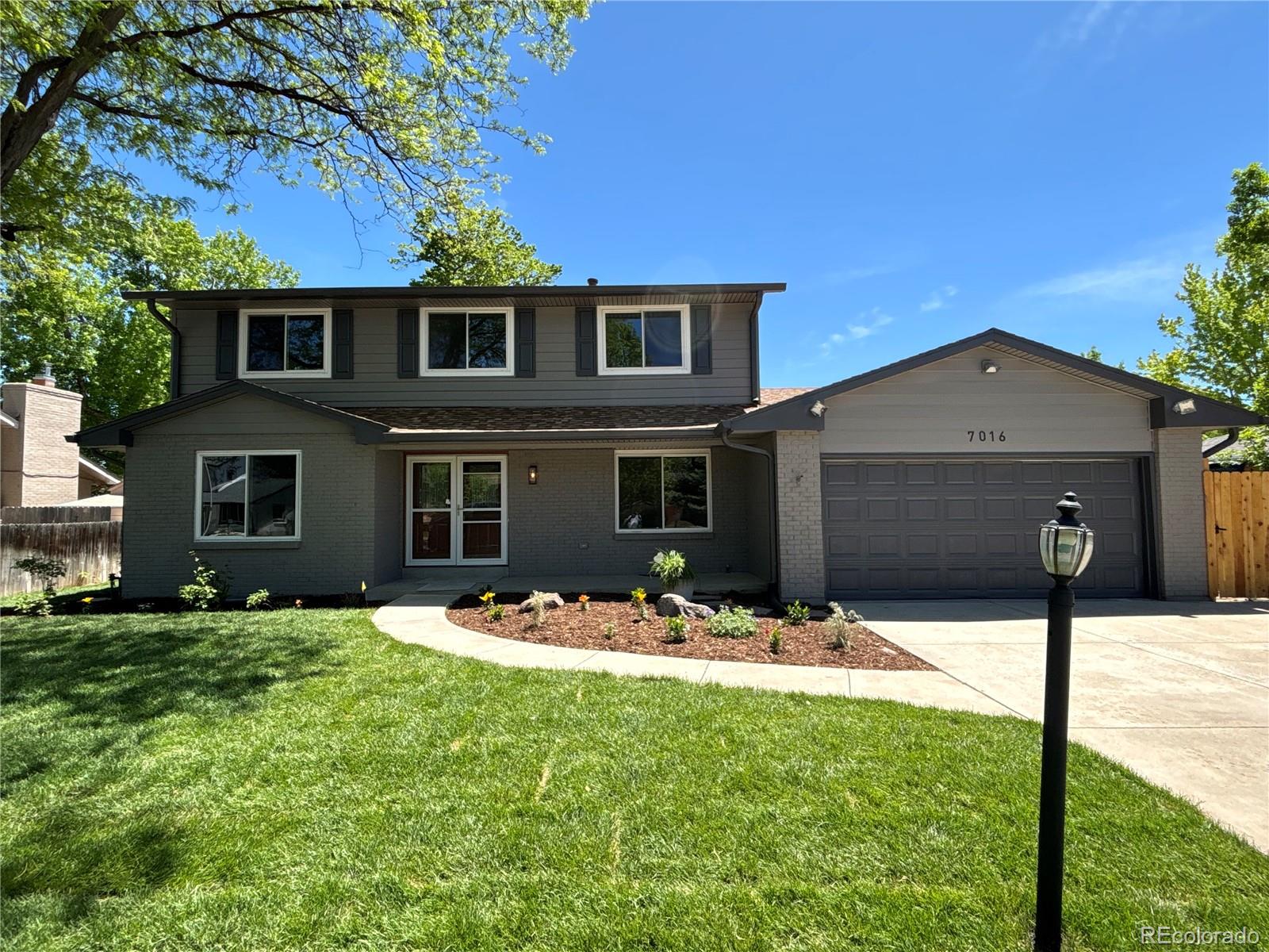 7016 S Newland Street, littleton MLS: 9906255 Beds: 5 Baths: 4 Price: $850,000