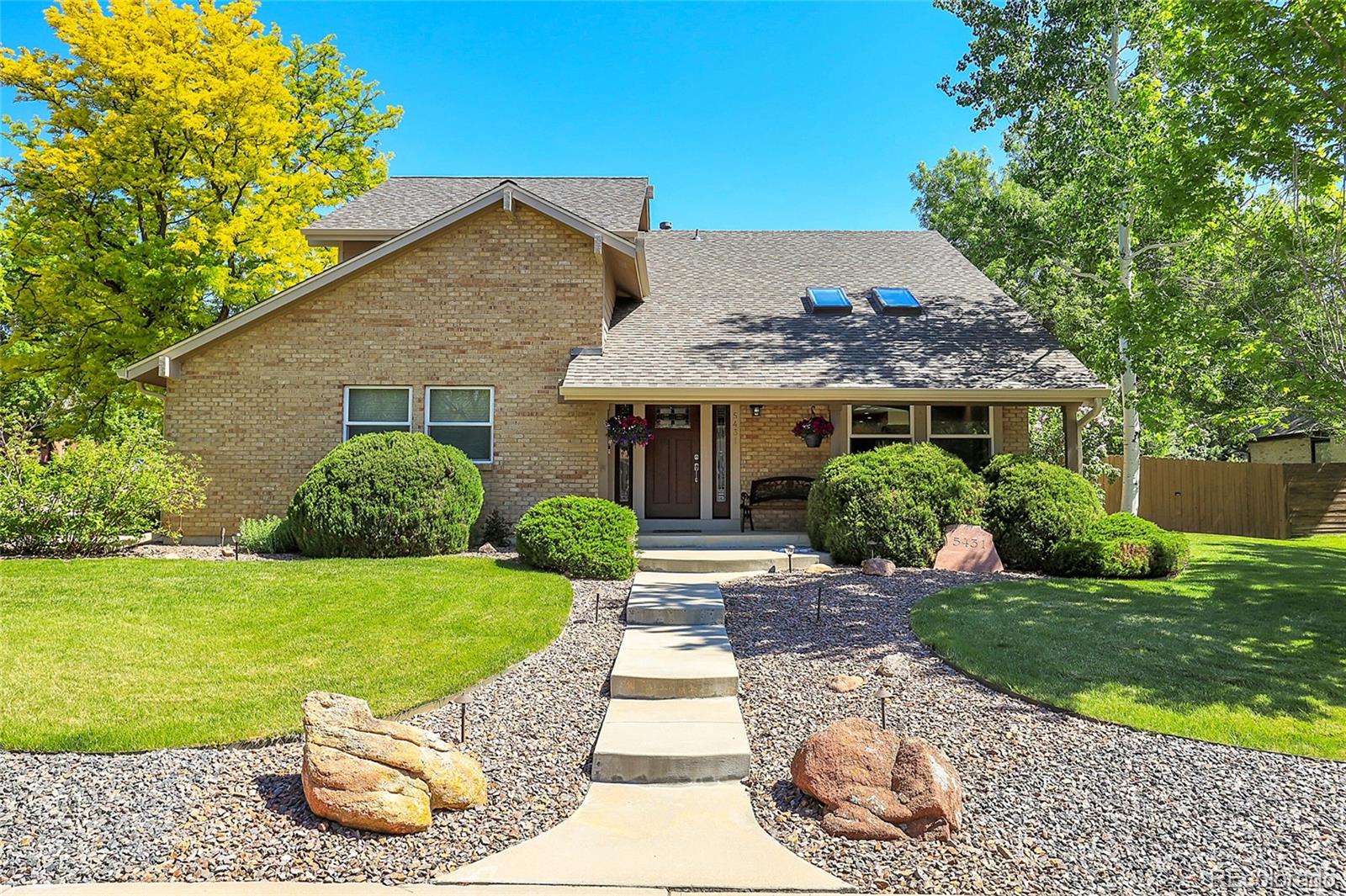 5431 W Fair Drive, littleton MLS: 3866531 Beds: 4 Baths: 3 Price: $925,000