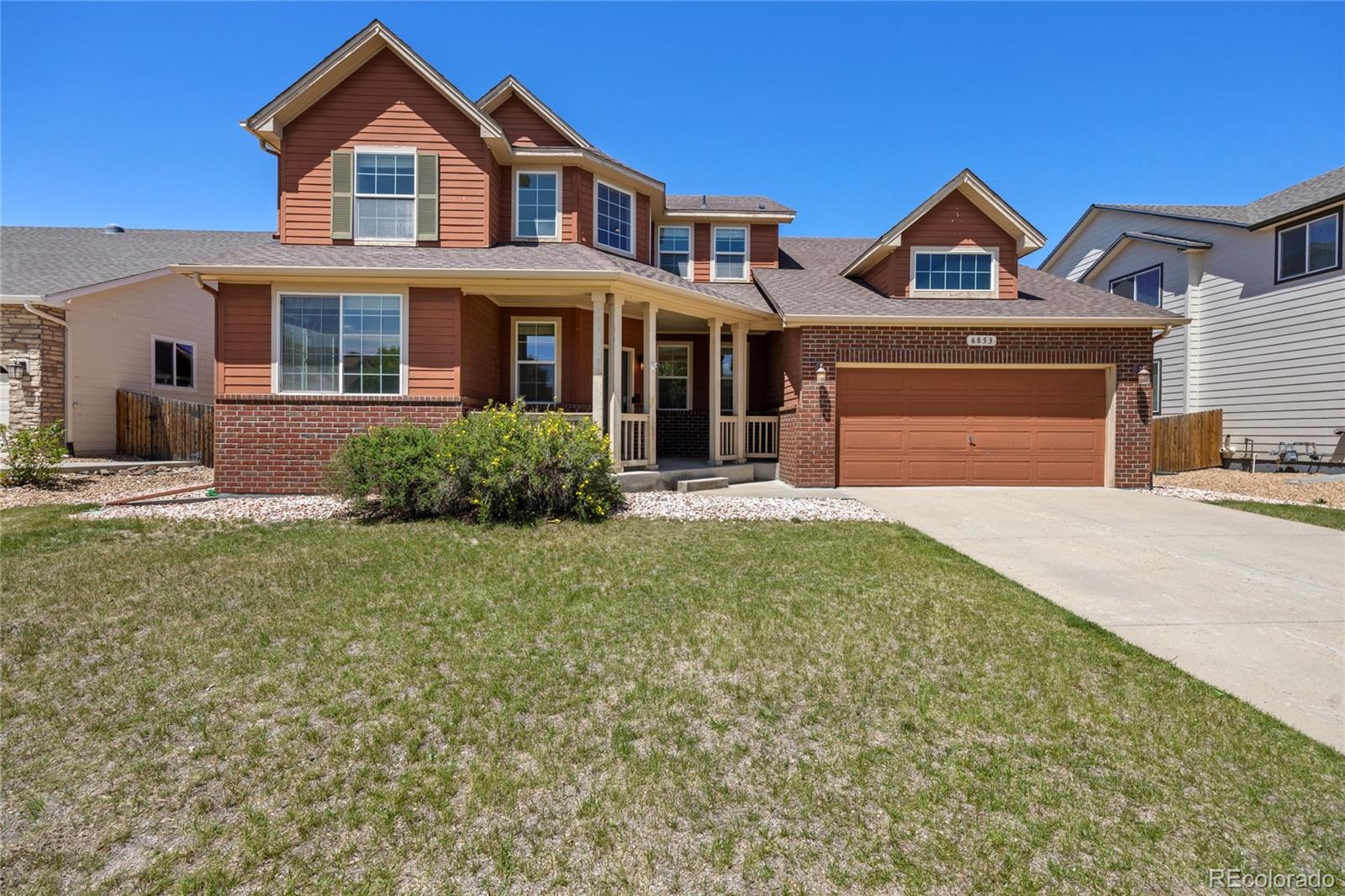 6853  Tenderfoot Avenue, firestone MLS: 7100424 Beds: 4 Baths: 4 Price: $650,000