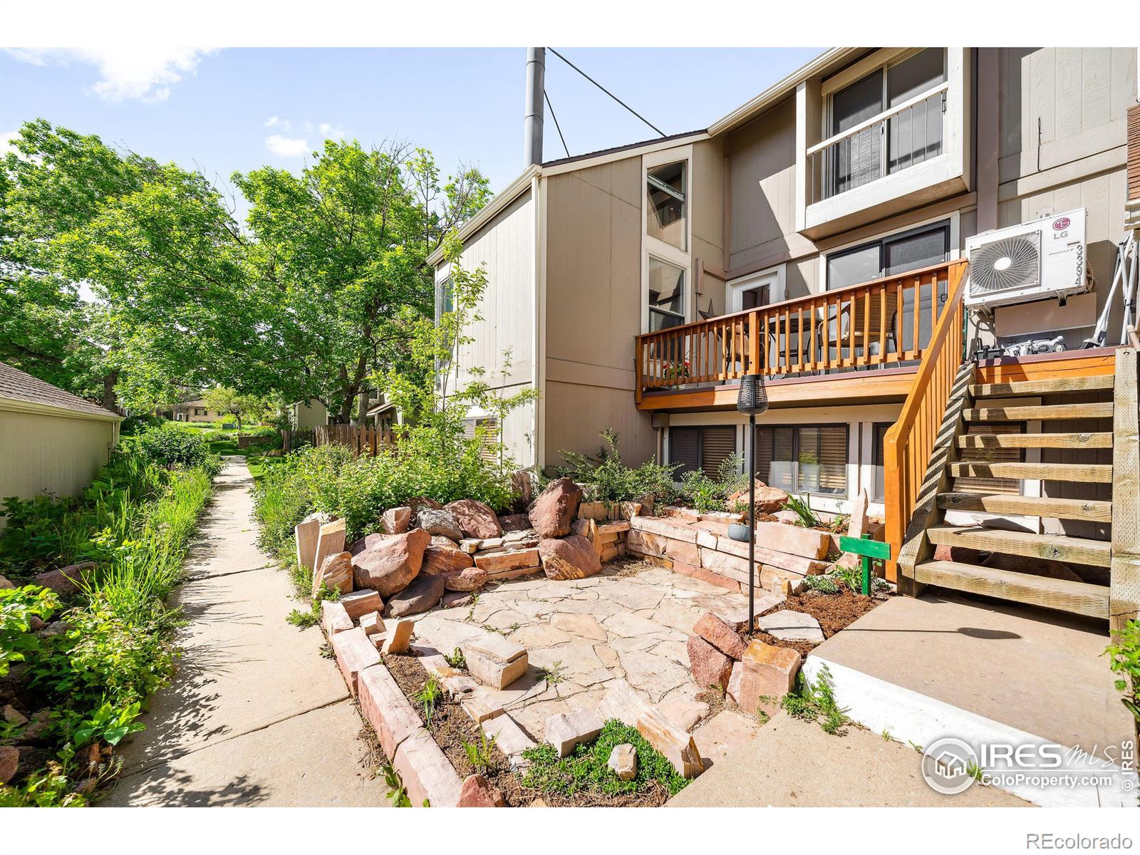 3394  Cripple Creek Trail, boulder MLS: 4567891010414 Beds: 2 Baths: 2 Price: $705,000