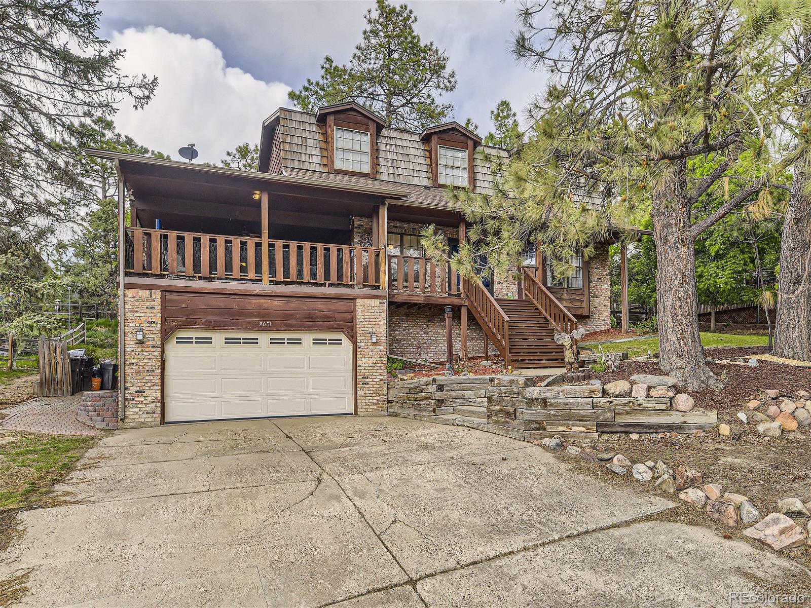 8051  Capt Meriwether Lewis Drive, parker MLS: 5176775 Beds: 5 Baths: 4 Price: $675,000