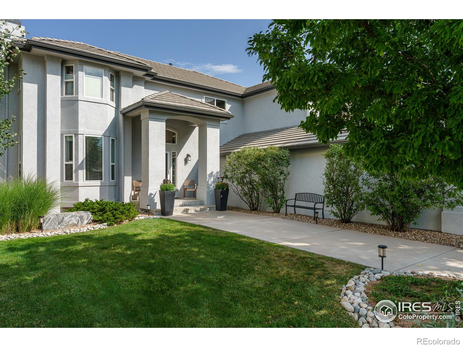 3282 W Torreys Peak Drive, superior MLS: 4567891010427 Beds: 4 Baths: 4 Price: $1,349,000