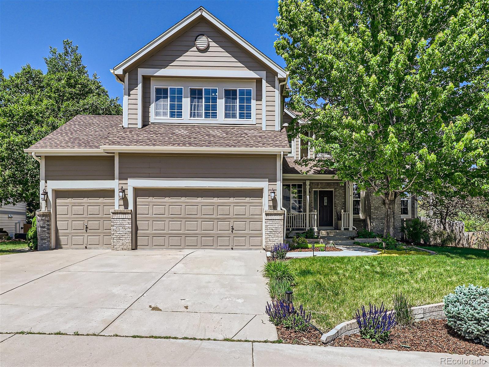 10375  Erin Place, lone tree MLS: 9588262 Beds: 5 Baths: 5 Price: $1,029,000