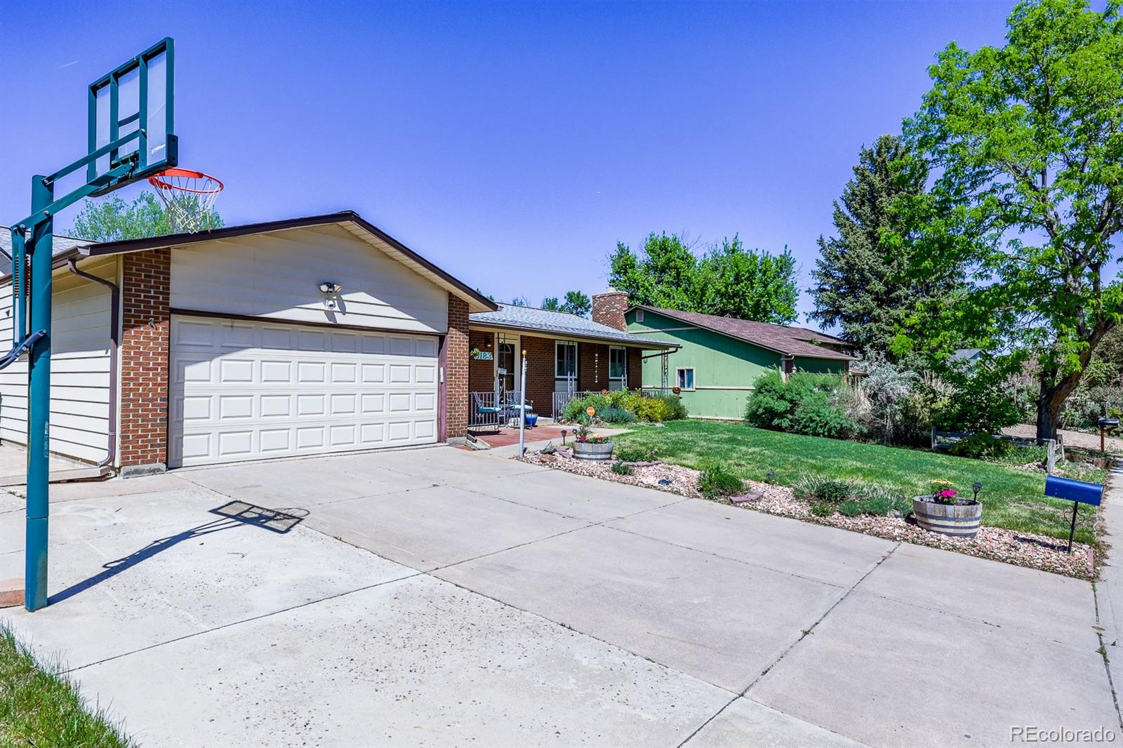 3183 S Nucla Street, aurora MLS: 7065611 Beds: 3 Baths: 3 Price: $499,990