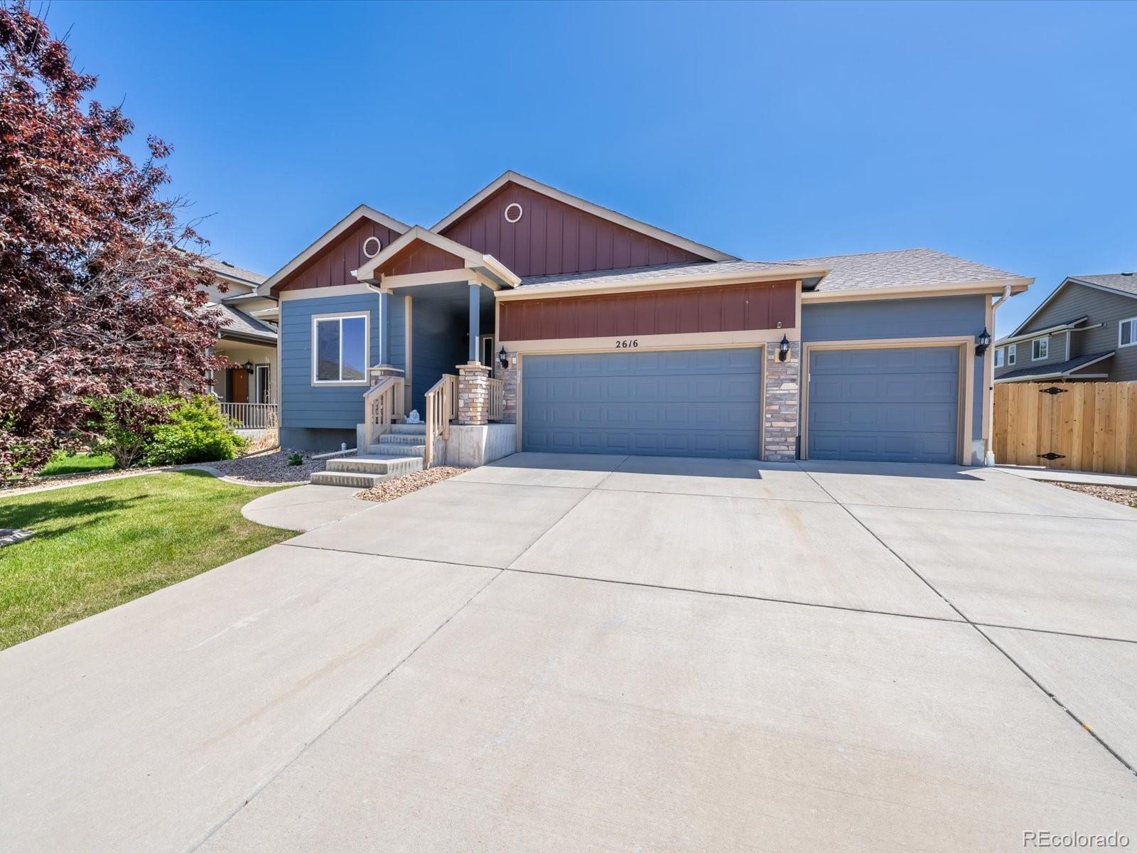 2616  Mustang Drive, mead MLS: 9339629 Beds: 5 Baths: 3 Price: $600,000