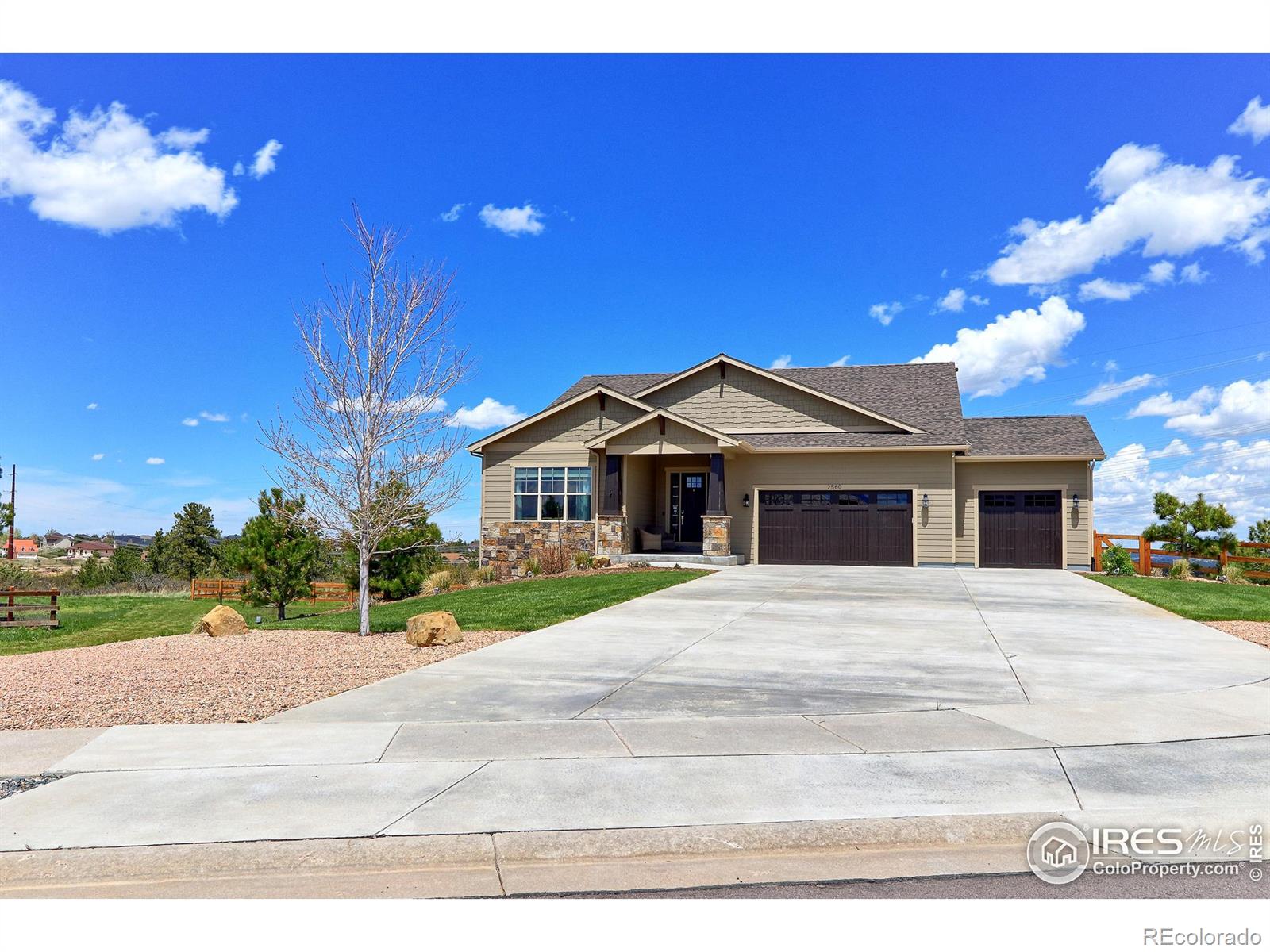 2560  Eastview Drive, castle rock MLS: 4567891010504 Beds: 4 Baths: 3 Price: $1,250,000