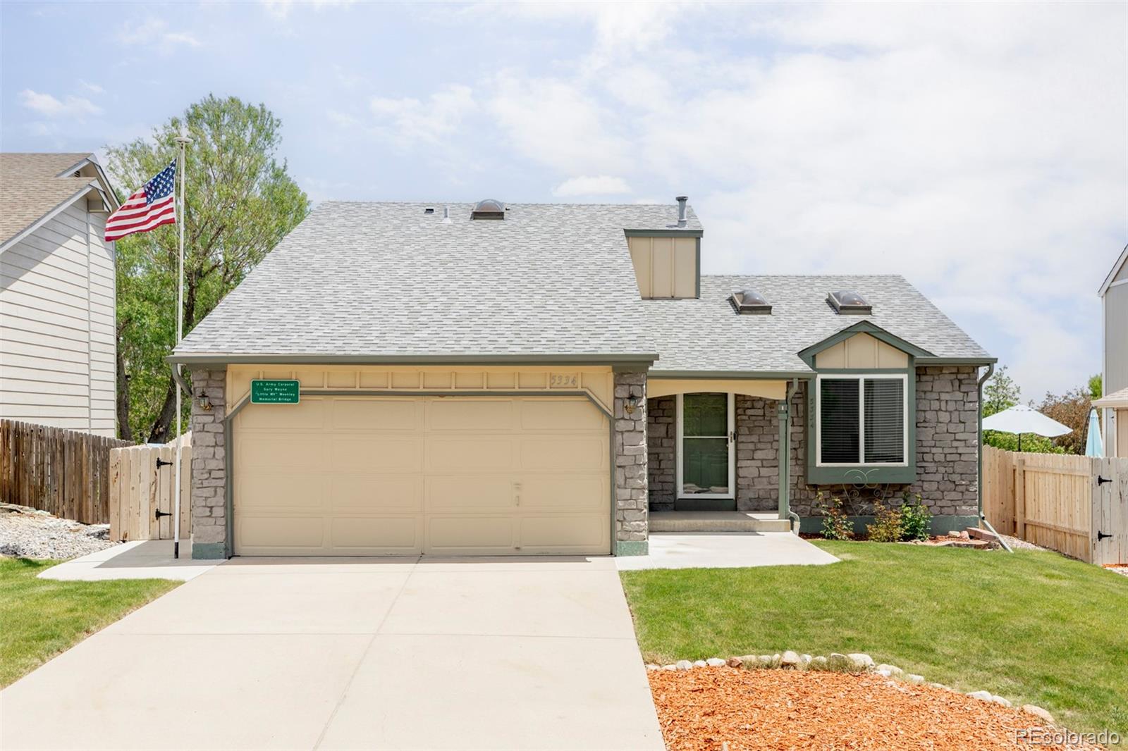 5334 S Ward Way, littleton MLS: 2986895 Beds: 3 Baths: 2 Price: $589,000