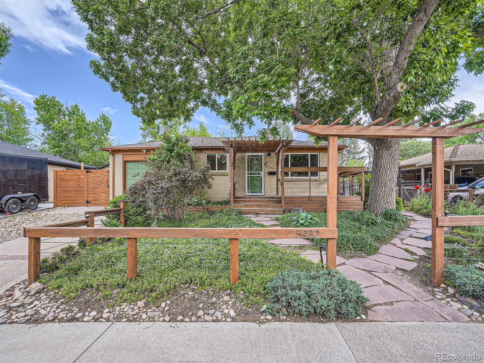 5932  holland street, Arvada sold home. Closed on 2024-07-16 for $610,000.