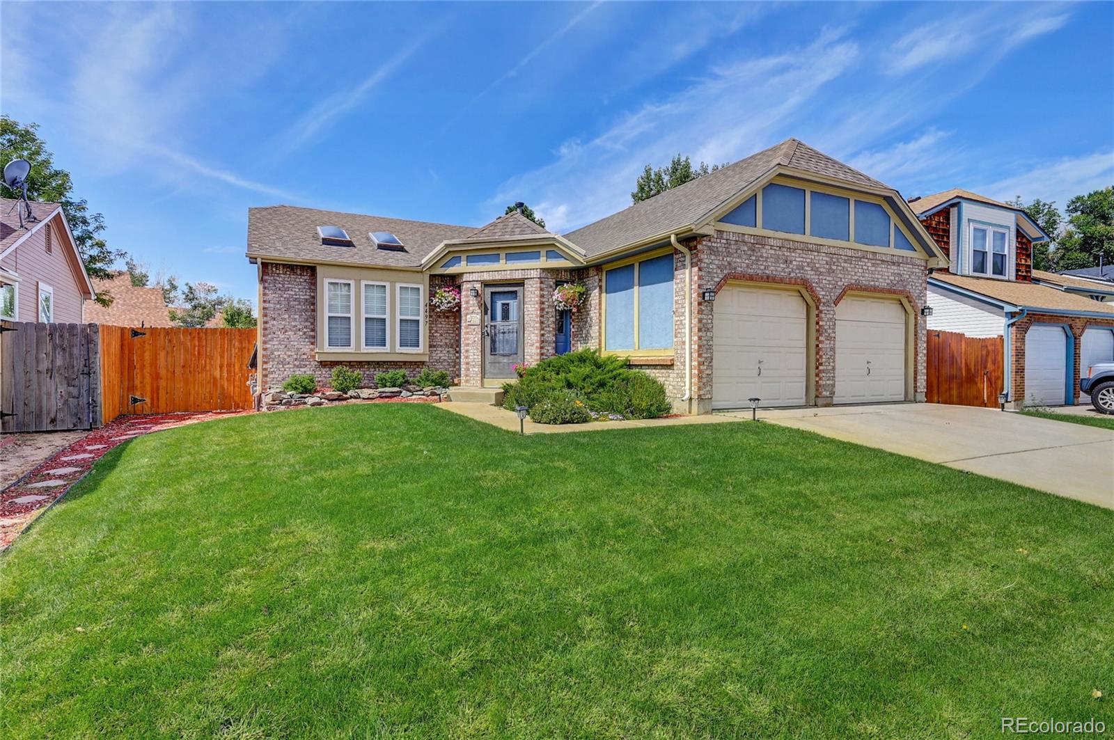 4497 N Genoa Street, denver MLS: 9981421 Beds: 3 Baths: 2 Price: $435,000