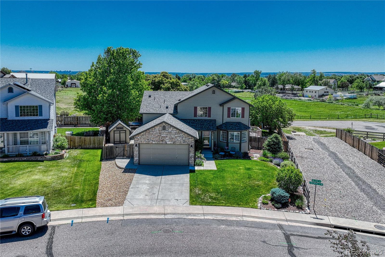 5242 s oak way, Littleton sold home. Closed on 2024-07-17 for $709,000.