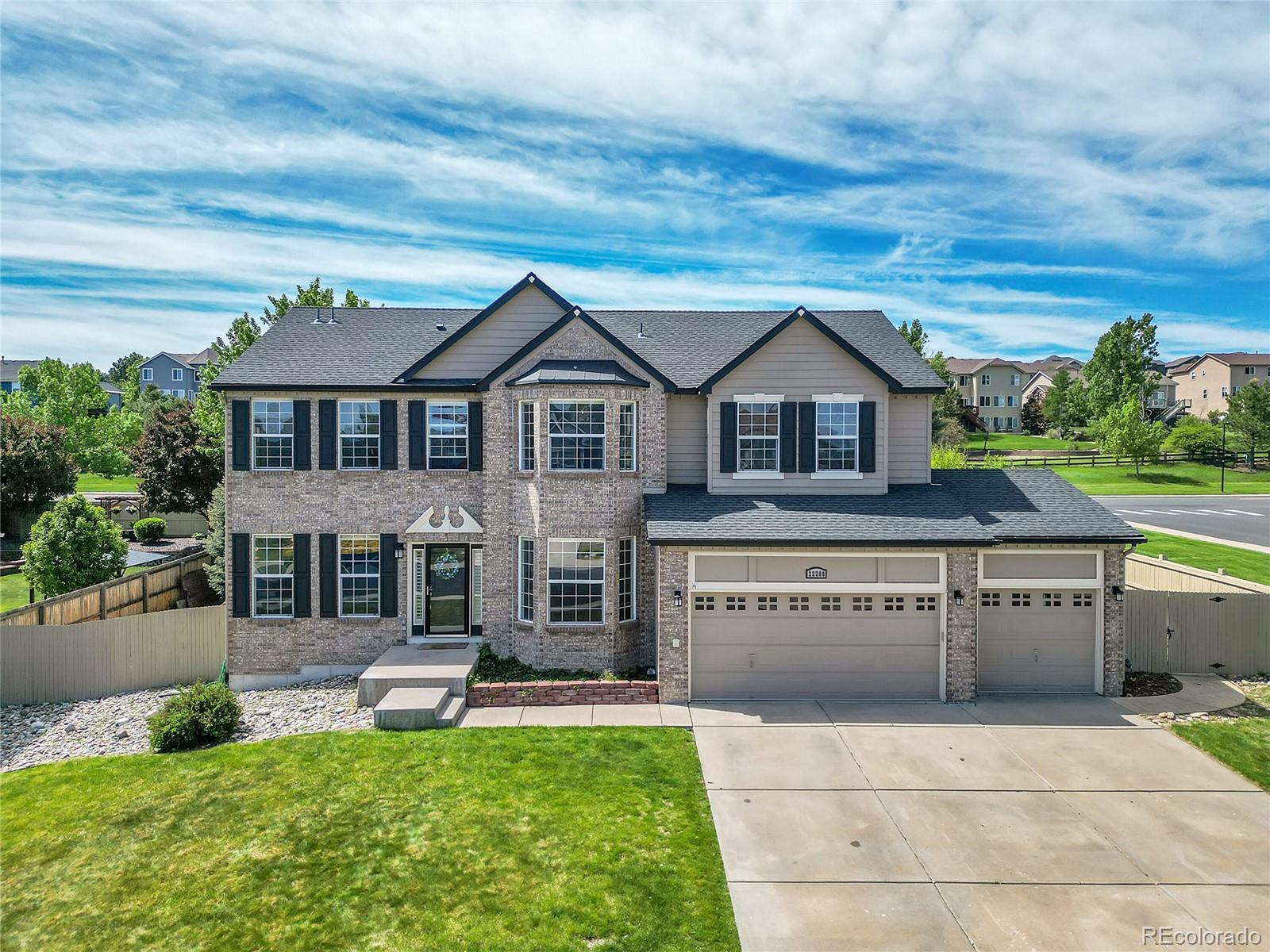 22288  Pebble Brook Lane, parker MLS: 9206146 Beds: 5 Baths: 4 Price: $820,000