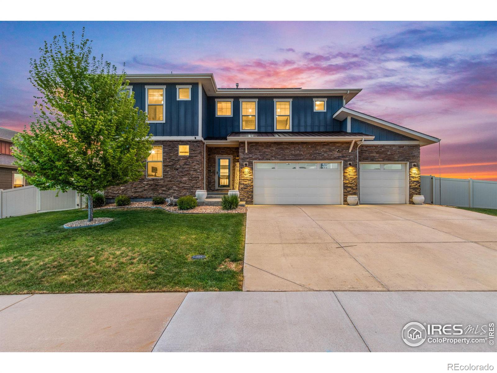 9115  18th Street, greeley MLS: 4567891010673 Beds: 4 Baths: 3 Price: $705,000