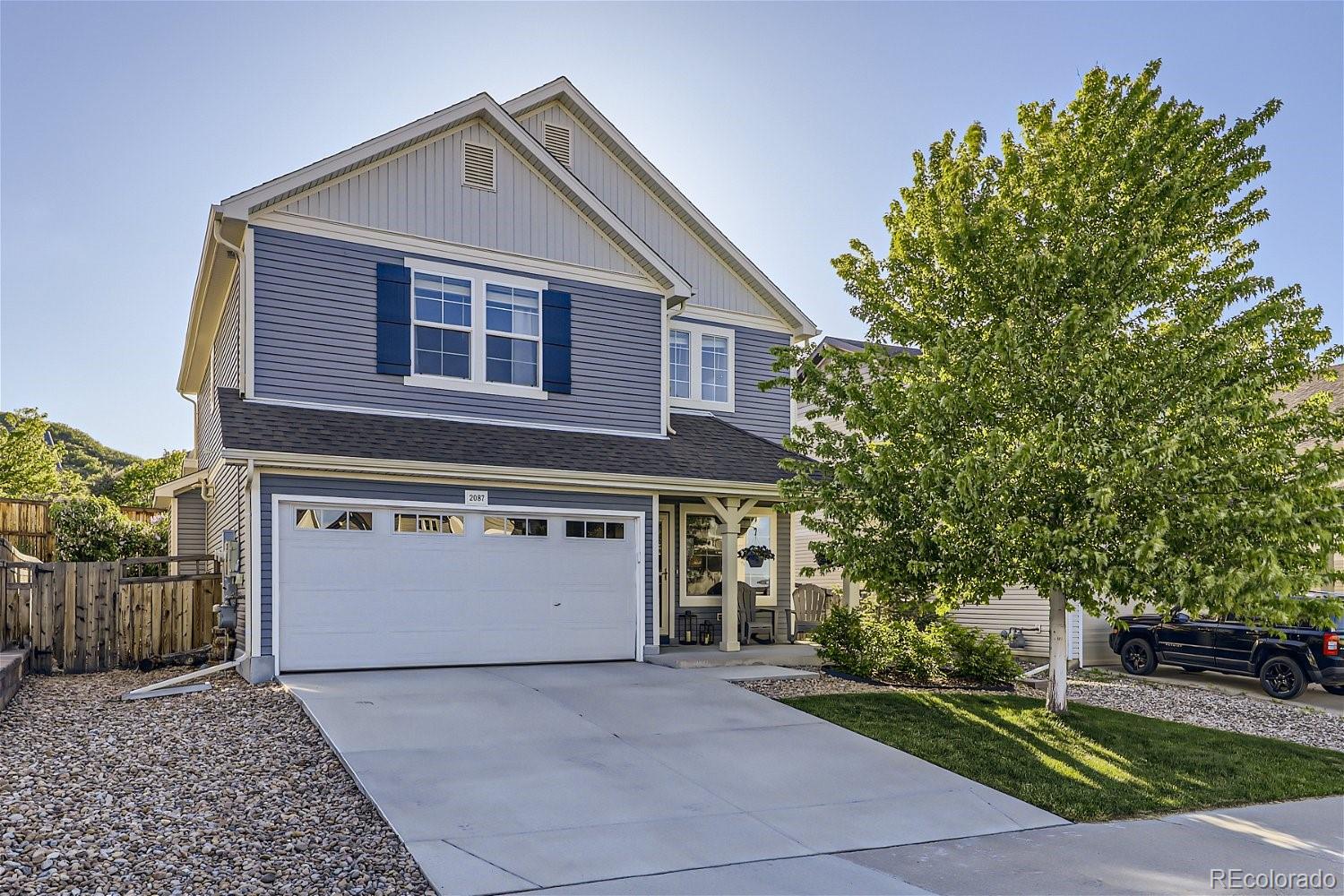 2087  Coach House Loop, castle rock MLS: 1508248 Beds: 3 Baths: 3 Price: $565,000