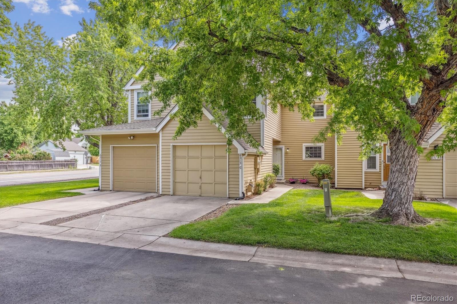 6313  Zang Court, arvada MLS: 5232168 Beds: 3 Baths: 4 Price: $454,900