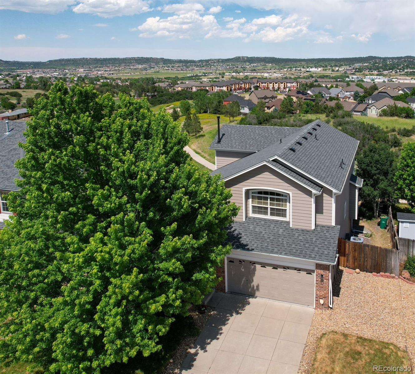 1715  Granger Circle, castle rock MLS: 6834828 Beds: 4 Baths: 3 Price: $685,000