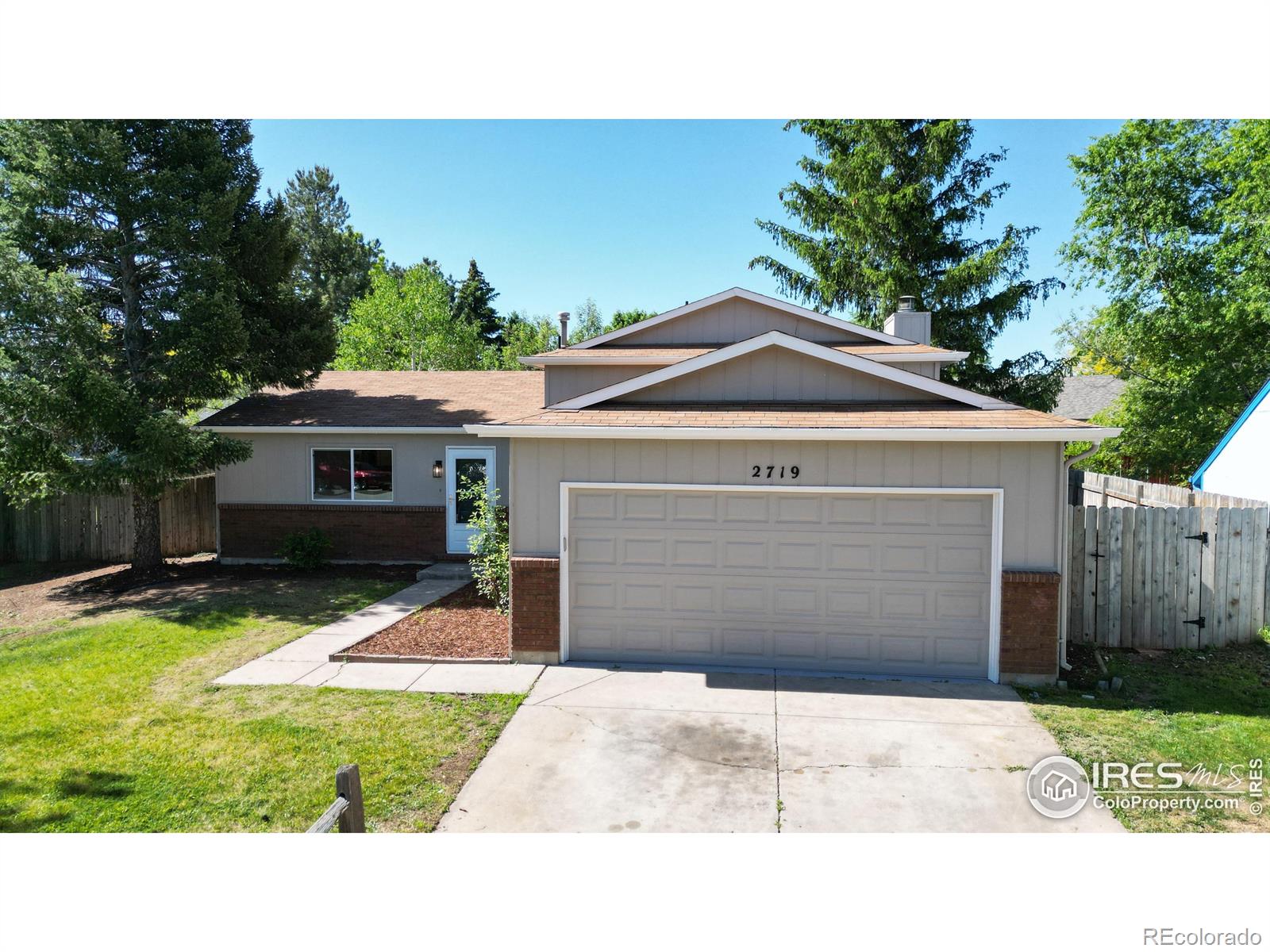 2719  Wyandotte Drive, fort collins MLS: 4567891010906 Beds: 4 Baths: 2 Price: $565,000