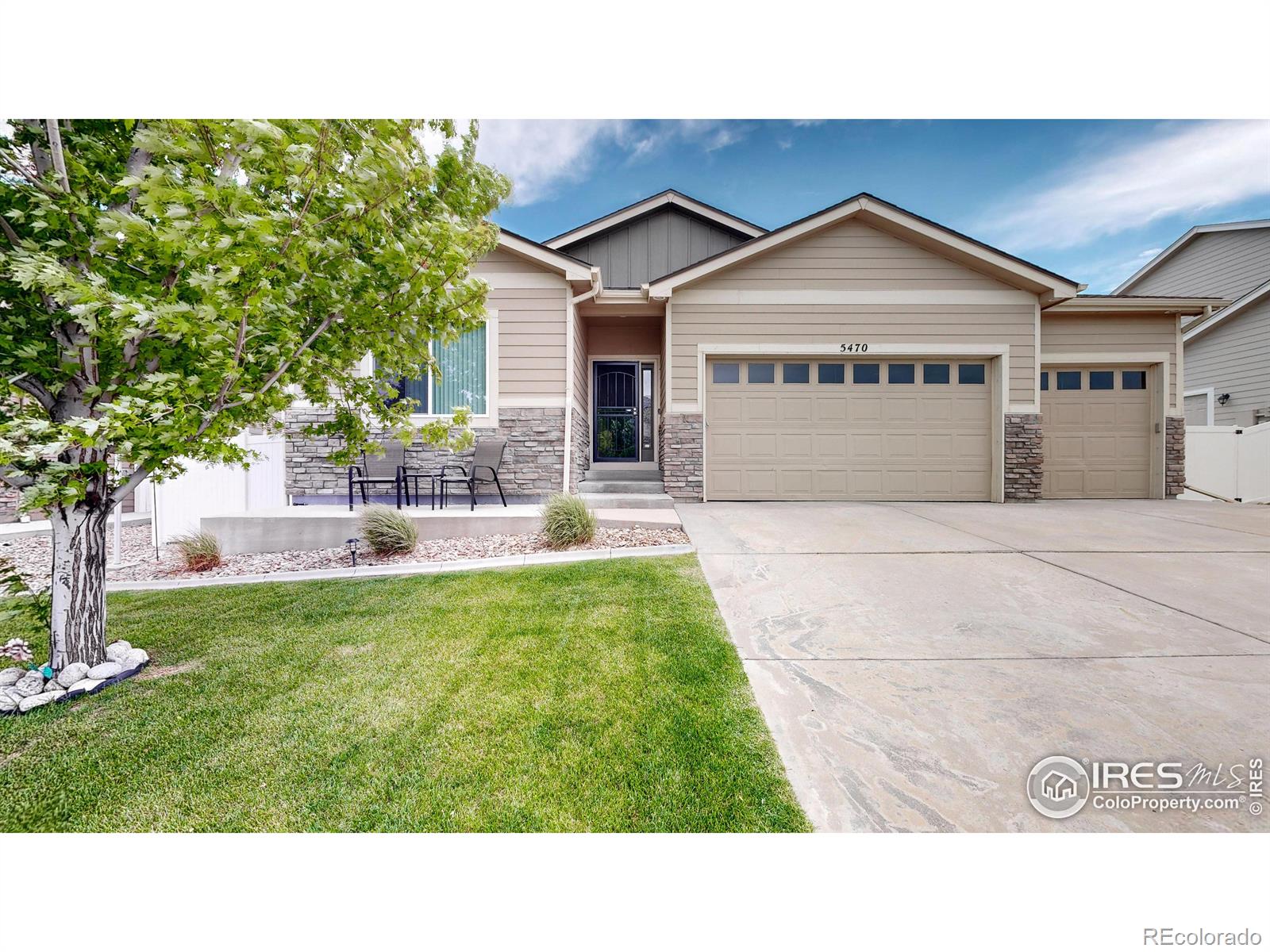 5470  Teton Drive, longmont MLS: 4567891010916 Beds: 4 Baths: 3 Price: $580,000