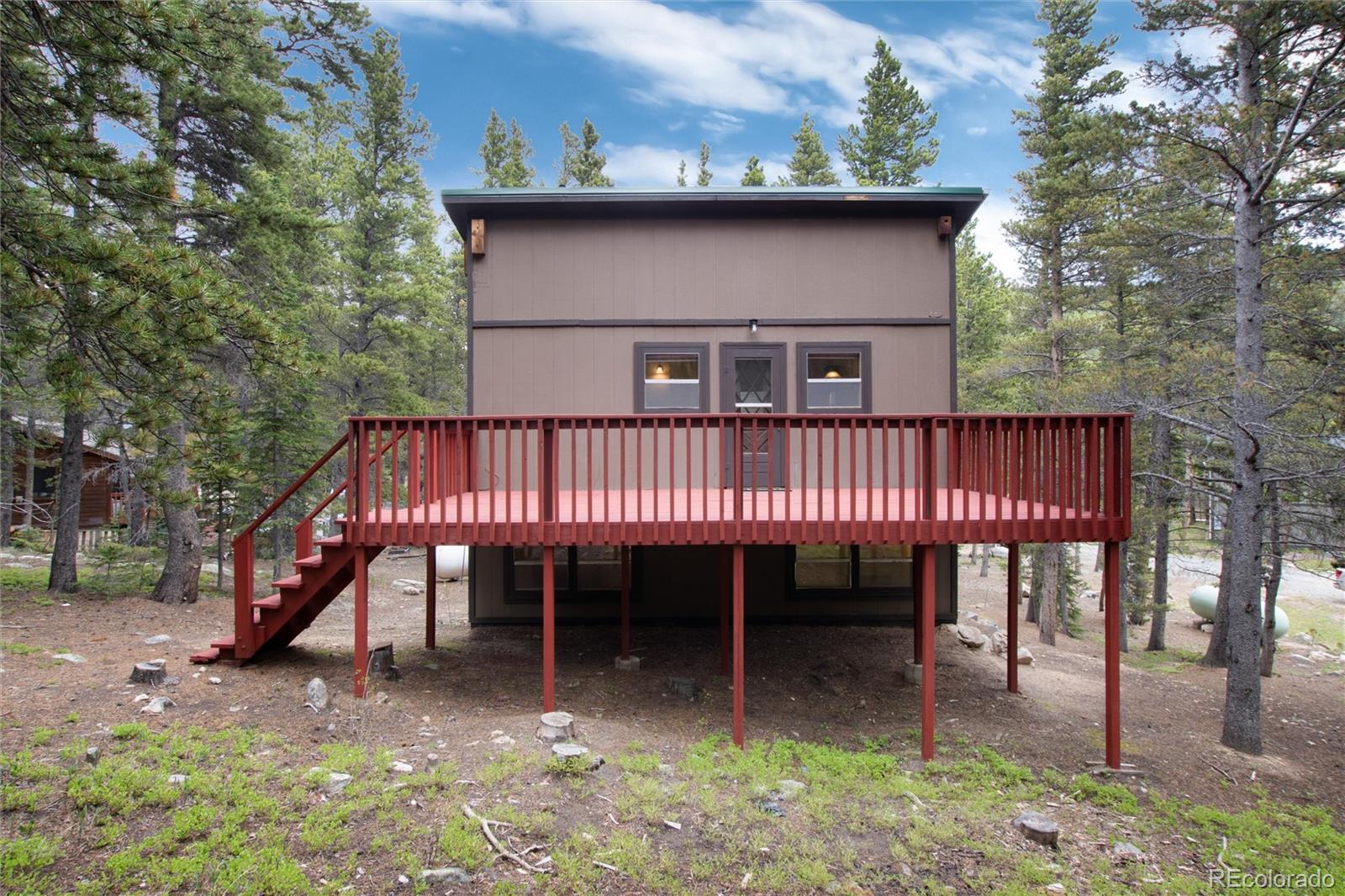 48  elk court, Idaho Springs sold home. Closed on 2024-11-04 for $349,000.