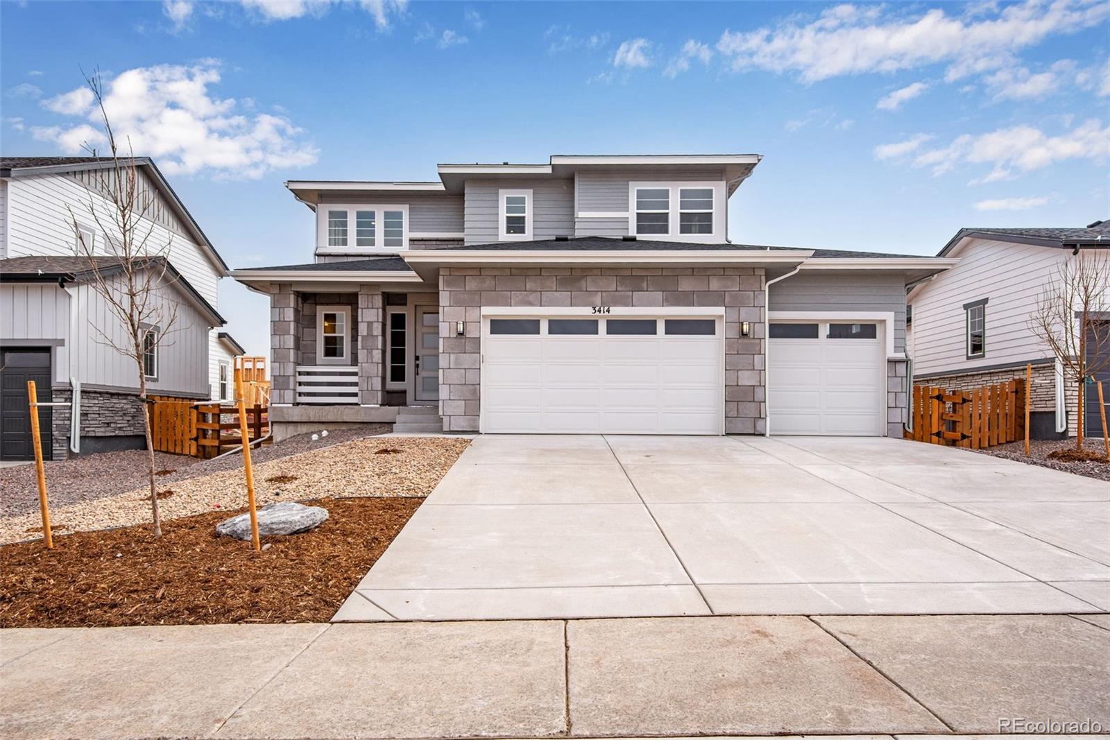 3414 N Grand Baker Court, aurora MLS: 4918910 Beds: 4 Baths: 4 Price: $699,900