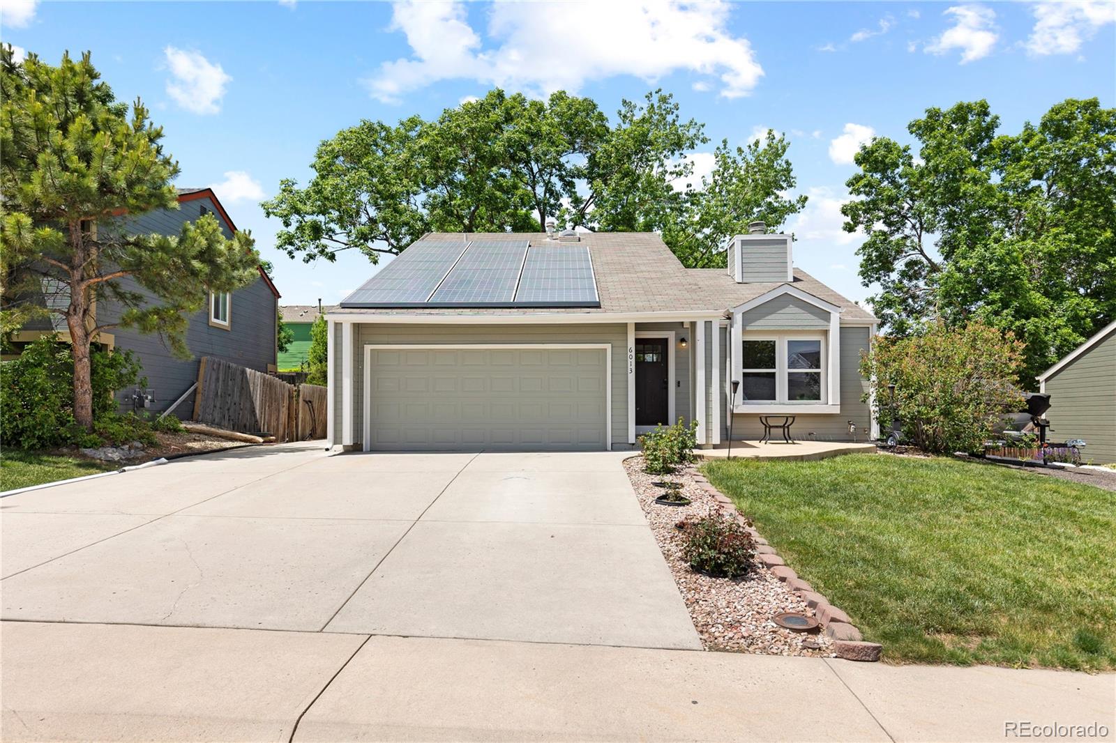 6013 S Taft Street, littleton MLS: 4532861 Beds: 3 Baths: 2 Price: $600,000