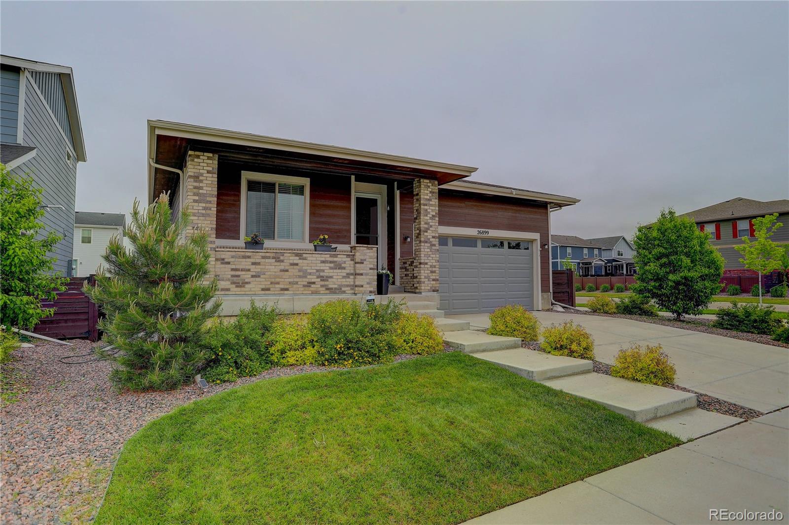 26899 E Cedar Avenue, aurora MLS: 2044752 Beds: 3 Baths: 2 Price: $560,000