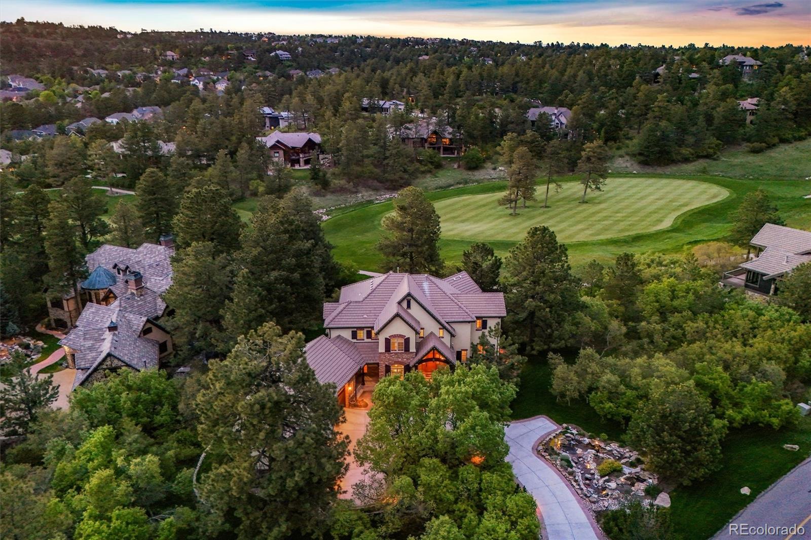 1076  Country Club Estates Drive, castle rock MLS: 9395379 Beds: 6 Baths: 6 Price: $2,975,000