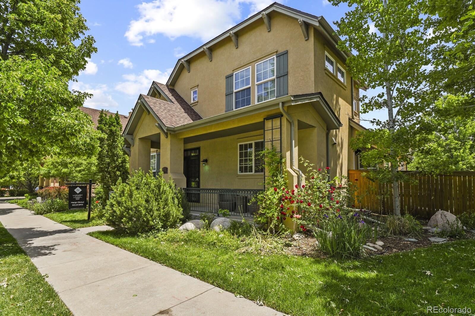 936  Trenton Street, denver MLS: 7817866 Beds: 4 Baths: 4 Price: $899,000