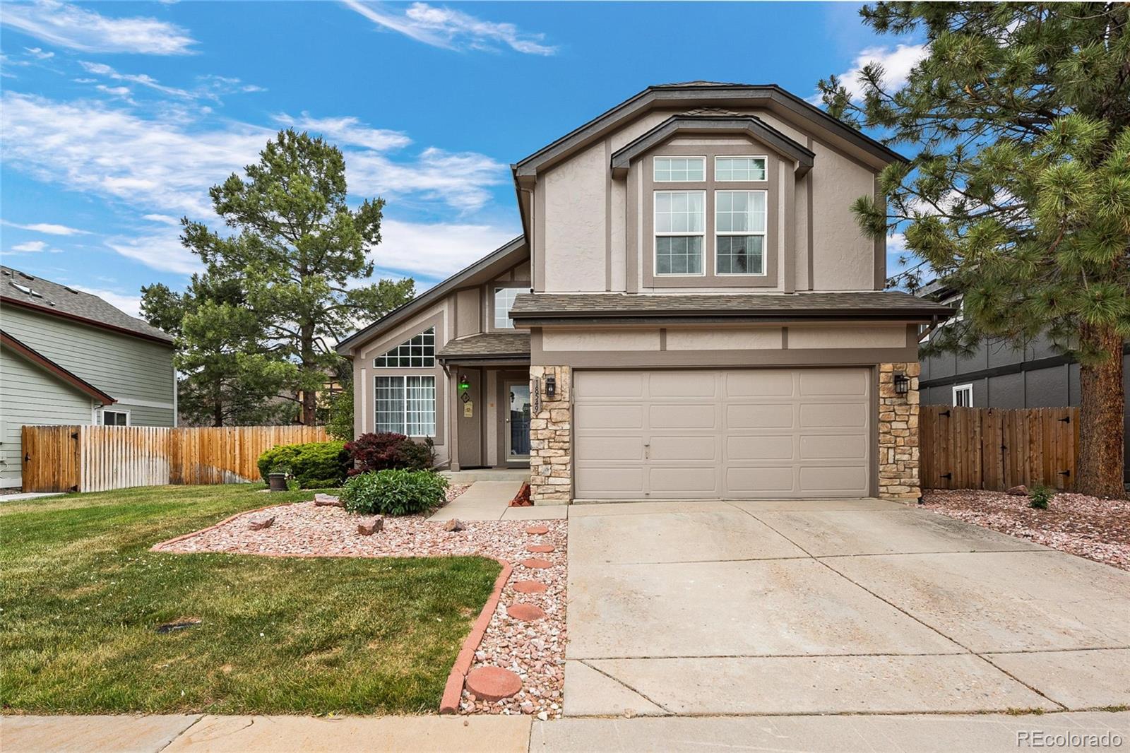 18549 E Grand Circle, aurora MLS: 8096893 Beds: 4 Baths: 4 Price: $575,000