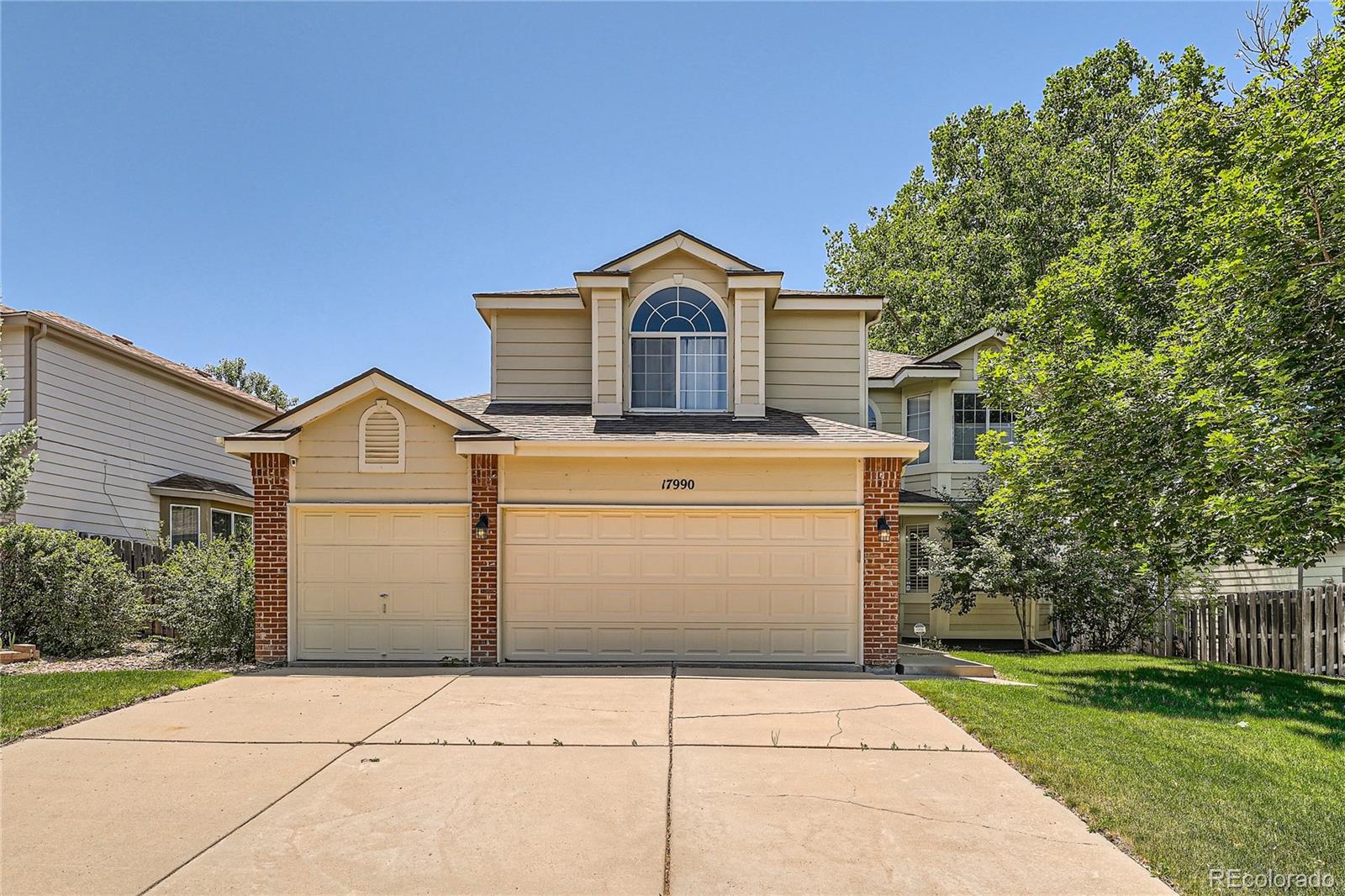 17990 E Dickenson Place, aurora MLS: 4760330 Beds: 4 Baths: 3 Price: $495,000