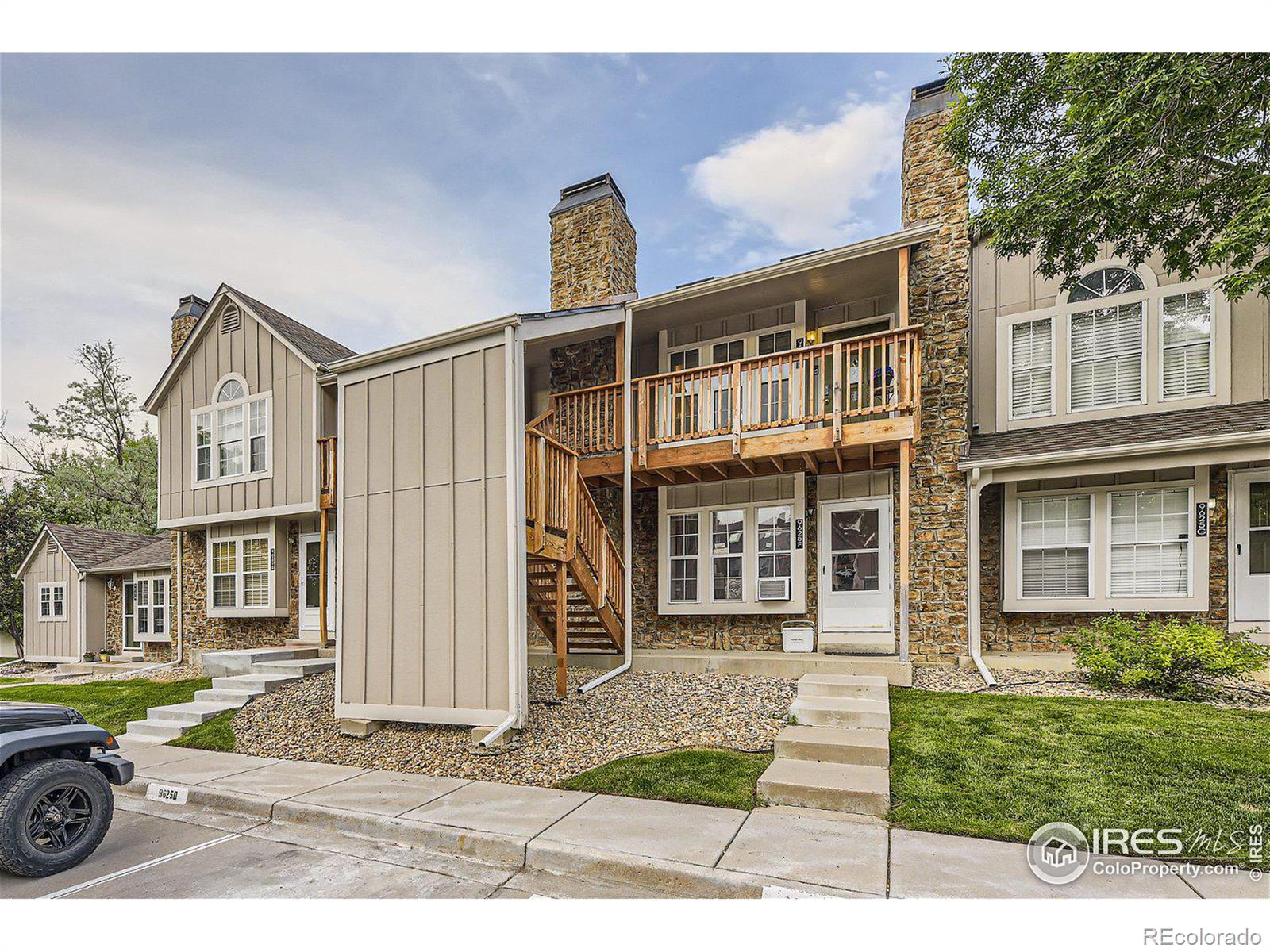 9625 W Chatfield Avenue E, Littleton  MLS: 4567891011173 Beds: 1 Baths: 1 Price: $257,999