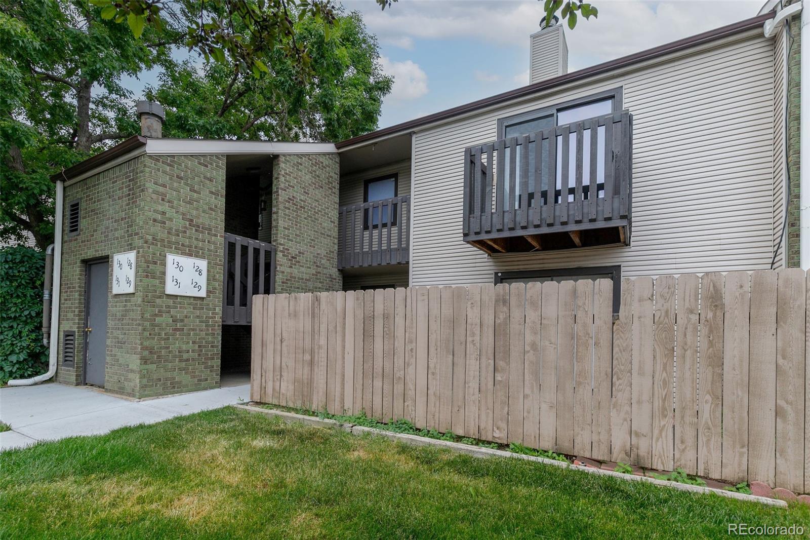 3550 S Harlan Street 128, Denver  MLS: 2661161 Beds: 2 Baths: 2 Price: $285,000