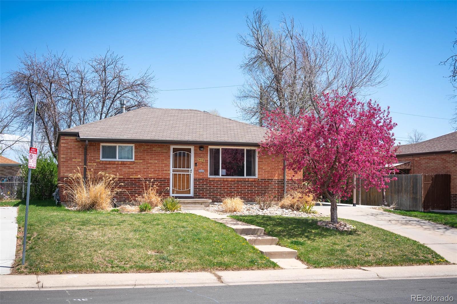 1470 S Winona Way, denver MLS: 8072166 Beds: 3 Baths: 2 Price: $525,000