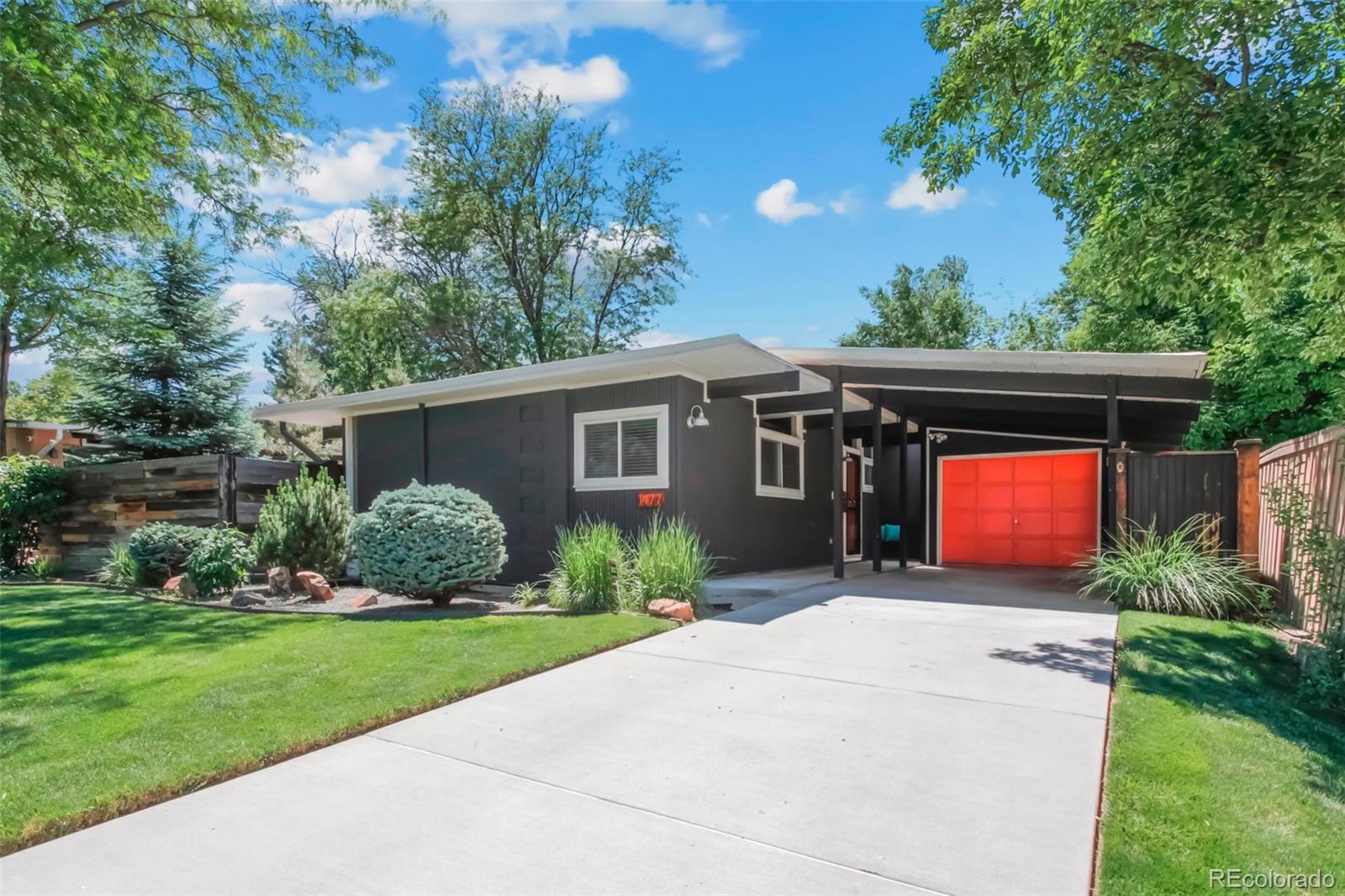 1477 s fairfax street, Denver sold home. Closed on 2024-08-07 for $925,000.