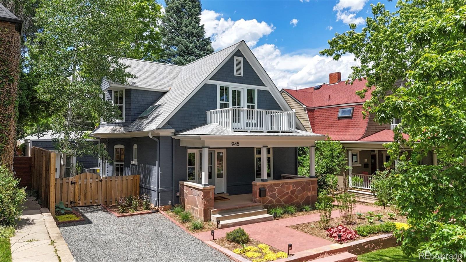 945  11th street, Boulder sold home. Closed on 2024-11-20 for $2,300,000.