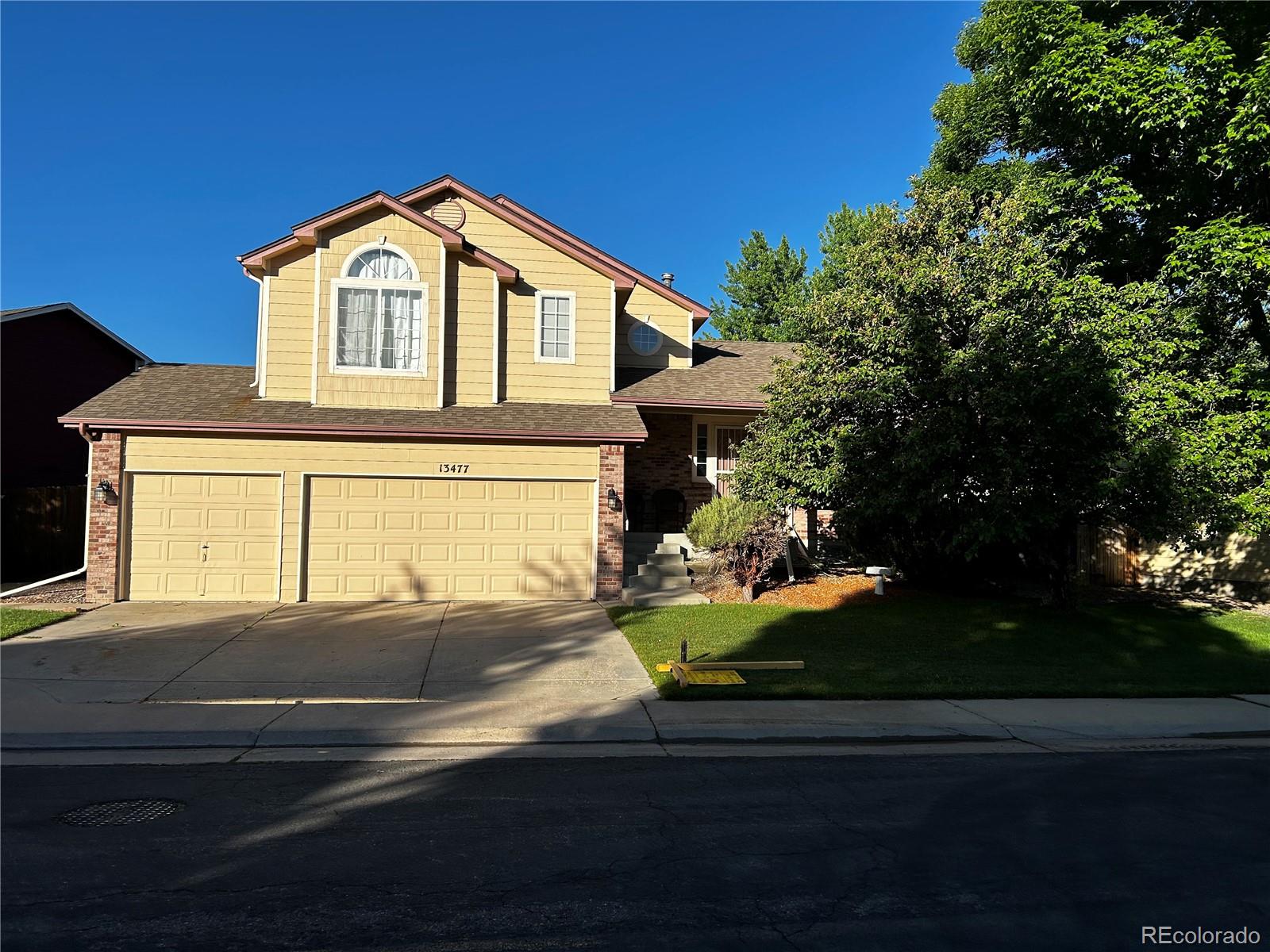 13477  Falls Drive, broomfield MLS: 5246221 Beds: 4 Baths: 4 Price: $610,000