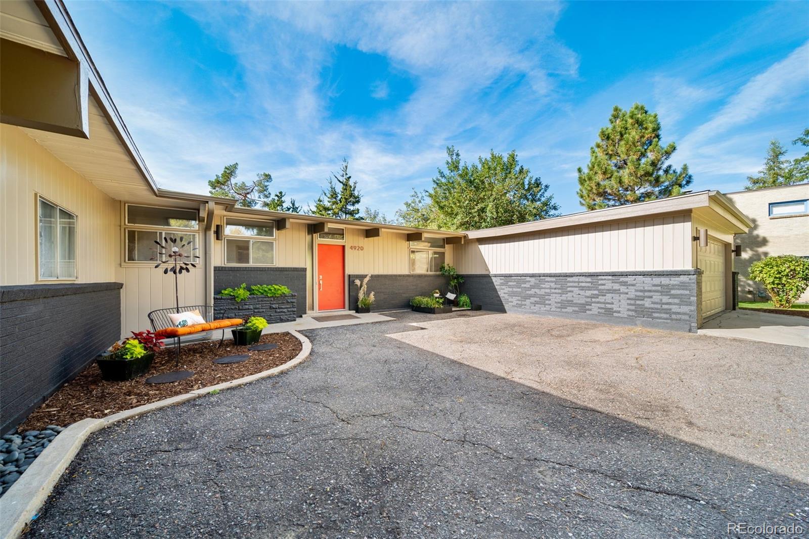 4920 E Vassar Lane, denver MLS: 8539647 Beds: 4 Baths: 3 Price: $1,000,000