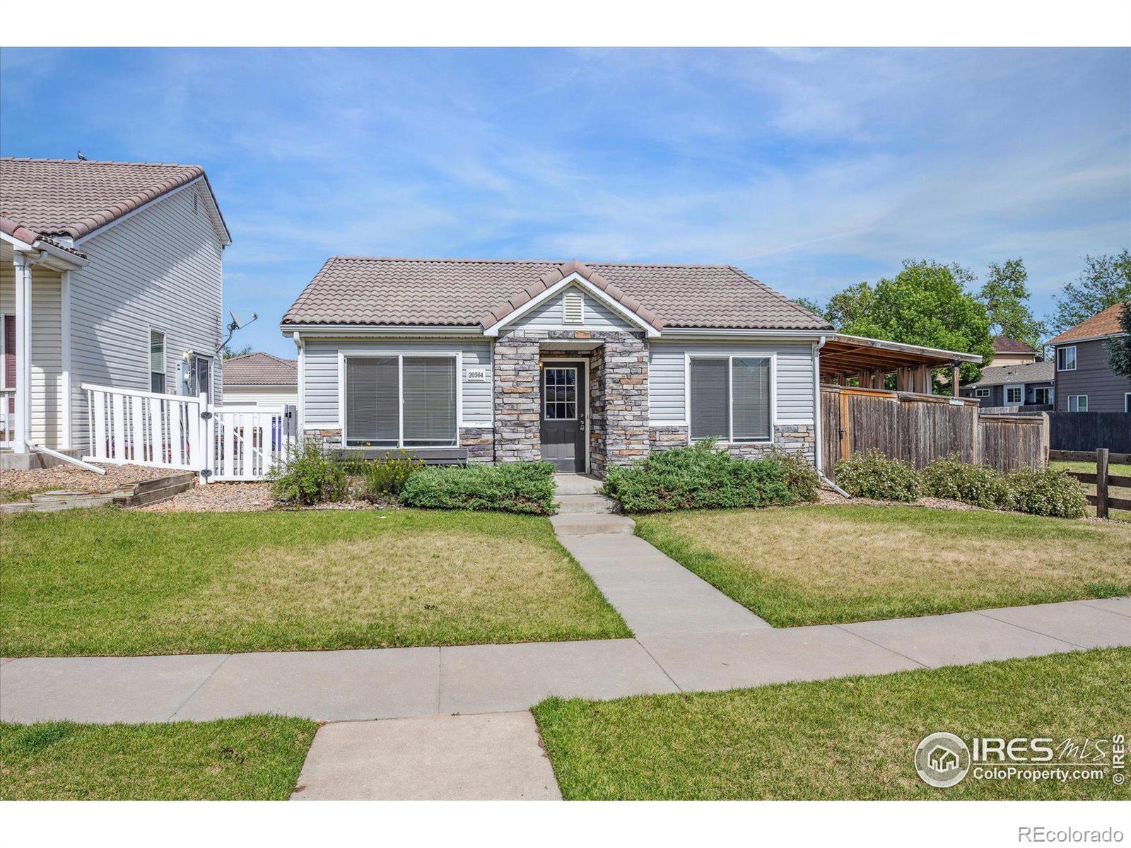 20564 E 47th Avenue, denver MLS: 4567891011405 Beds: 3 Baths: 2 Price: $399,700