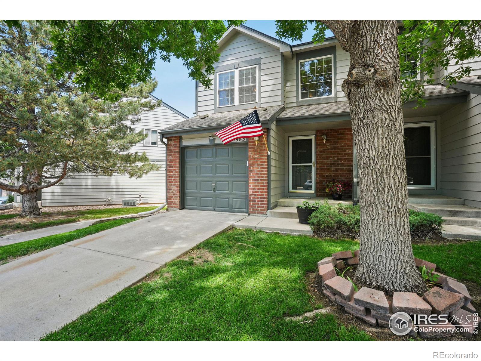 1983 E 102nd Circle , Thornton  MLS: 4567891011415 Beds: 2 Baths: 3 Price: $399,900