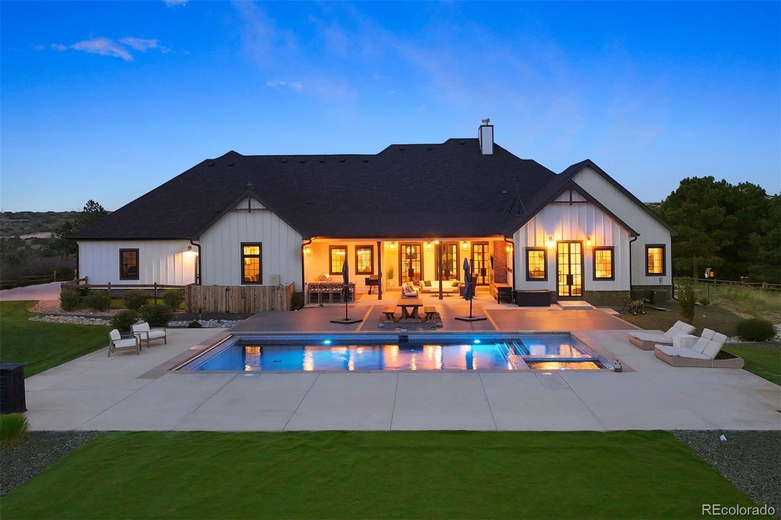 9275 n palomino drive, Castle Rock sold home. Closed on 2024-09-10 for $2,987,000.