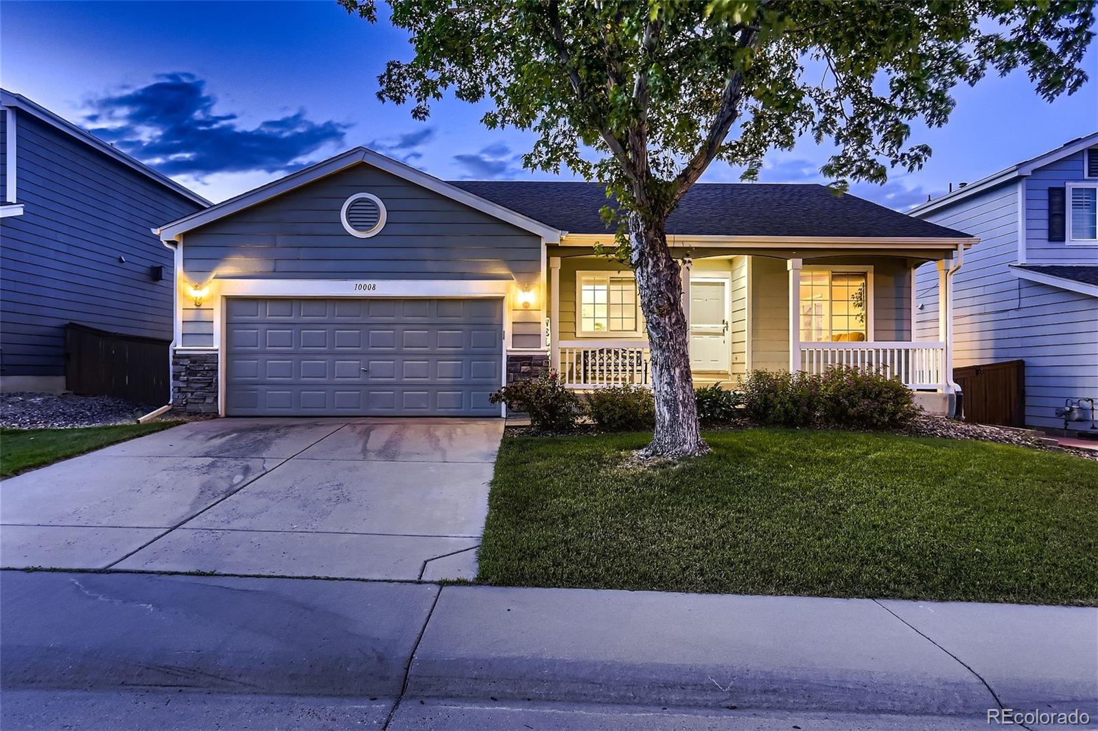 10008  Strathfield Lane, highlands ranch MLS: 4896551 Beds: 3 Baths: 2 Price: $649,000