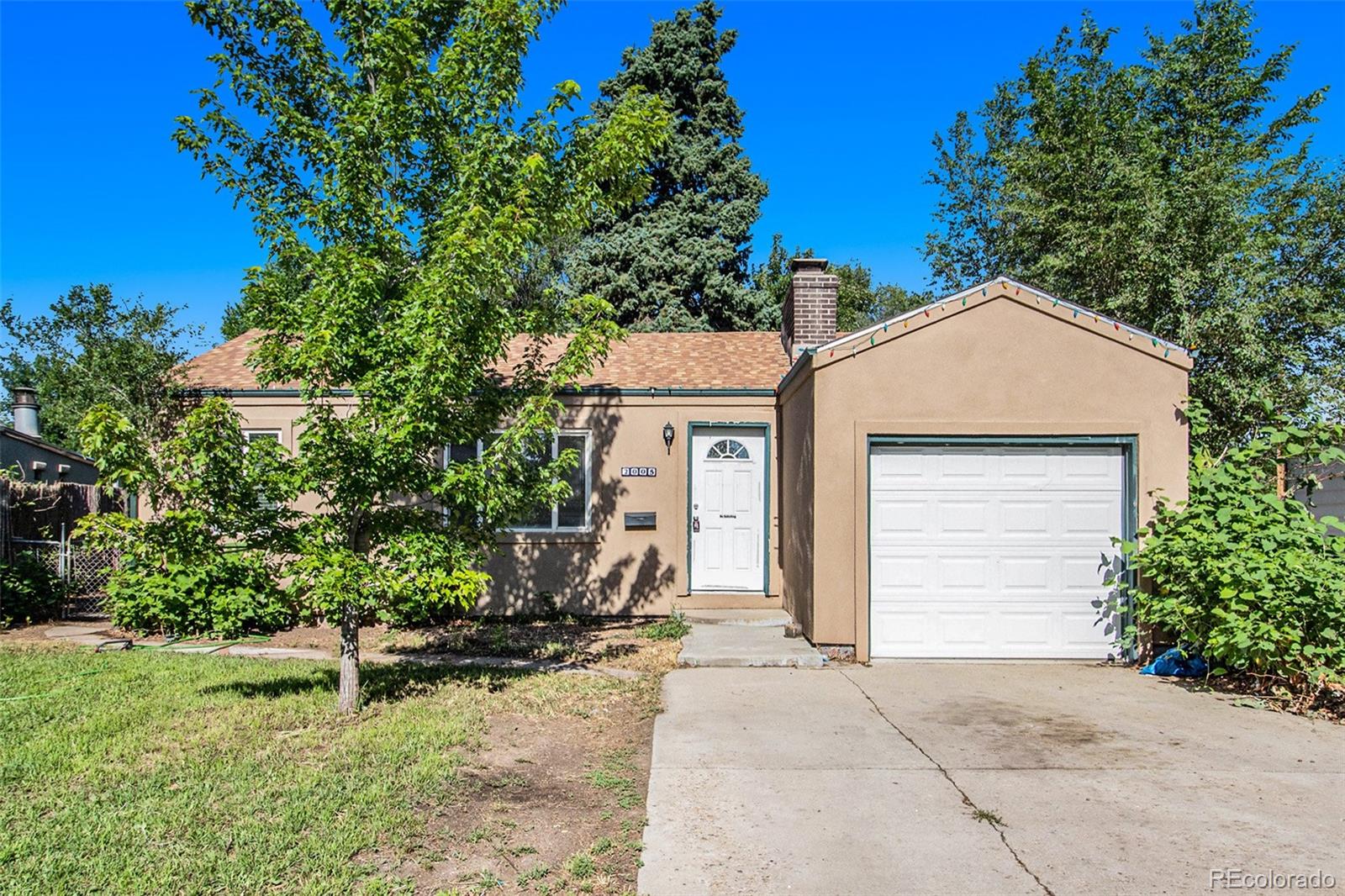 2005 S Hooker Circle, denver MLS: 6671194 Beds: 3 Baths: 1 Price: $390,000