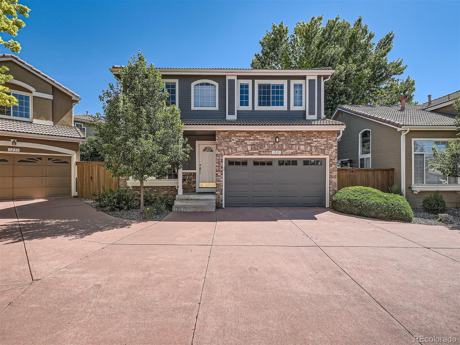 1233  Laurenwood Way, highlands ranch MLS: 7843825 Beds: 4 Baths: 4 Price: $599,000