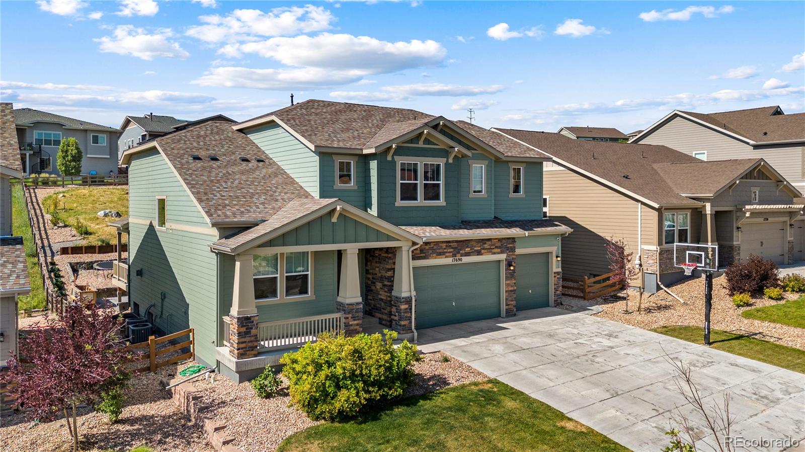 17690 W 95th Place, arvada MLS: 2857120 Beds: 6 Baths: 5 Price: $999,000