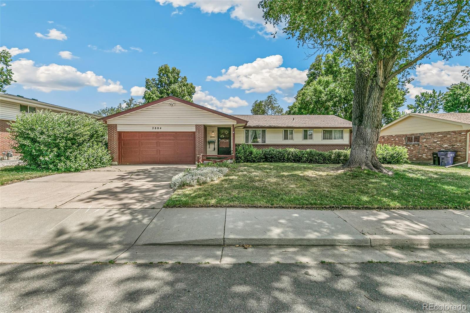 2884 S Ingalls Way, denver MLS: 3424835 Beds: 4 Baths: 3 Price: $539,000