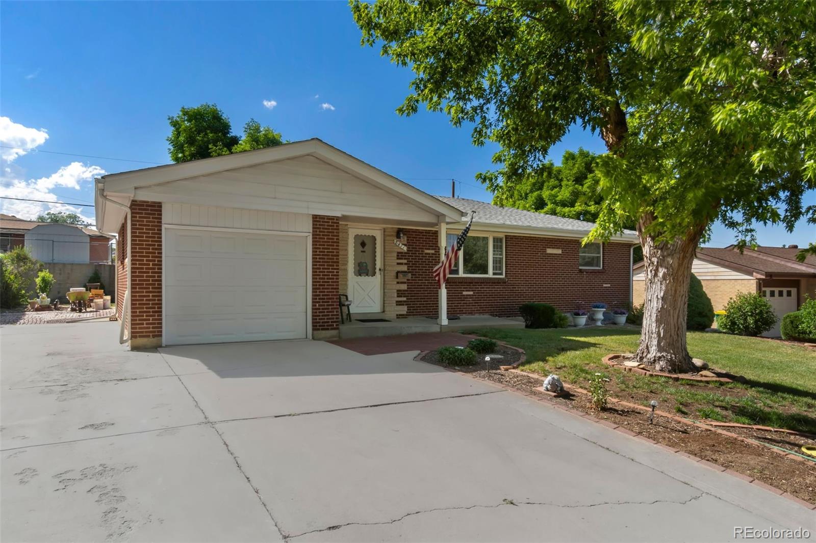 8471  dawson drive, Denver sold home. Closed on 2024-07-24 for $445,000.